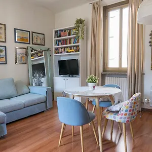 https://navigli-district-elegant-flat-free-wifi-parking.it-lombardy.com